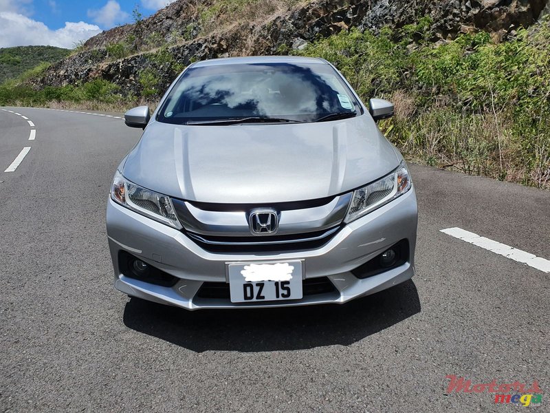 2015' Honda photo #2