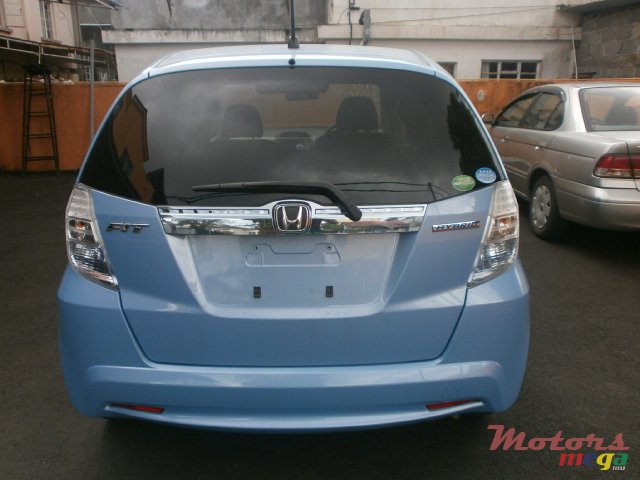 2012' Honda fit hybrid photo #2