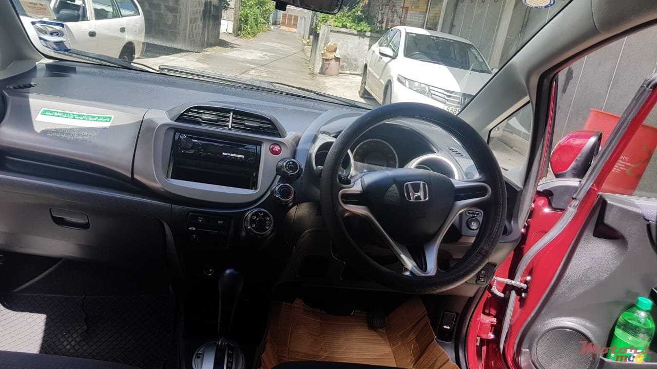 2008' Honda Fit photo #1