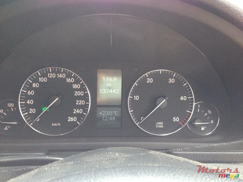 2004' Mercedes-Benz photo #1