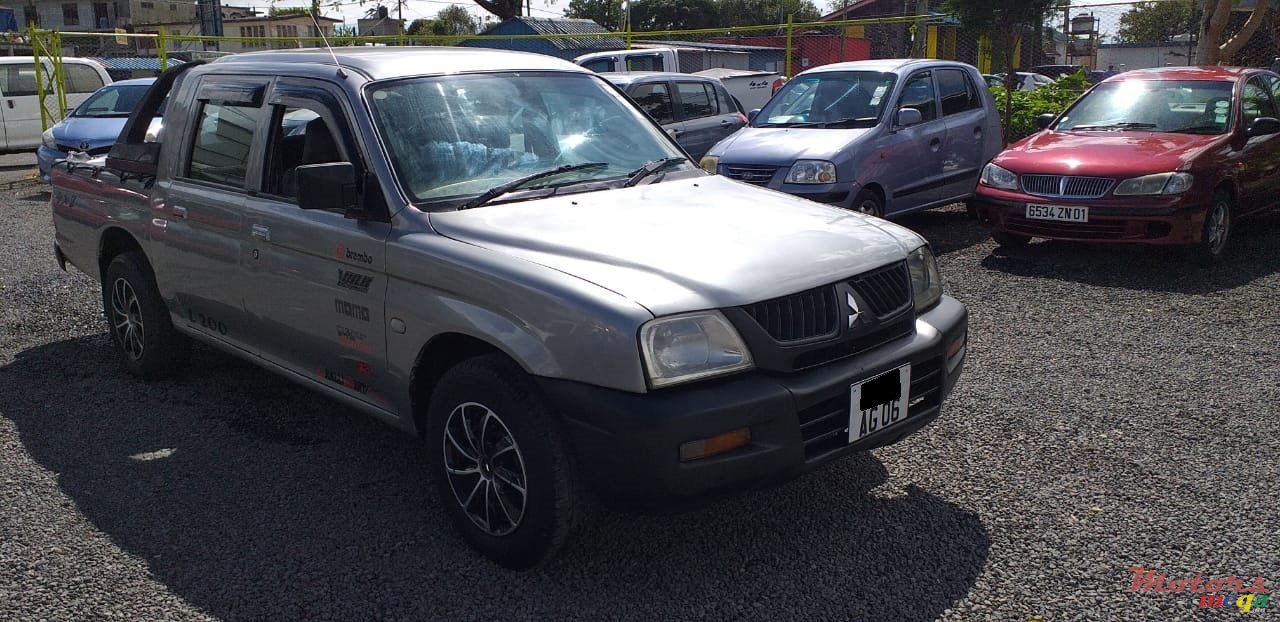 2006' Mitsubishi L 200 photo #5