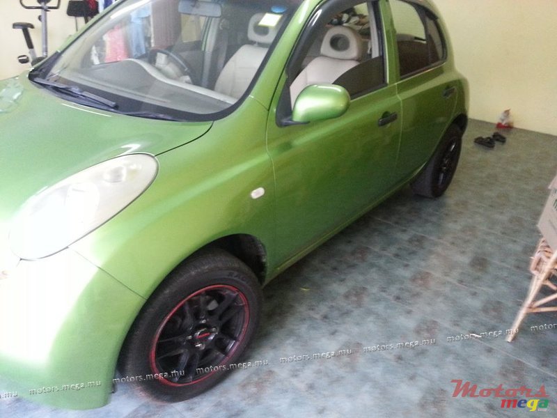 2005' Nissan AK12 photo #1