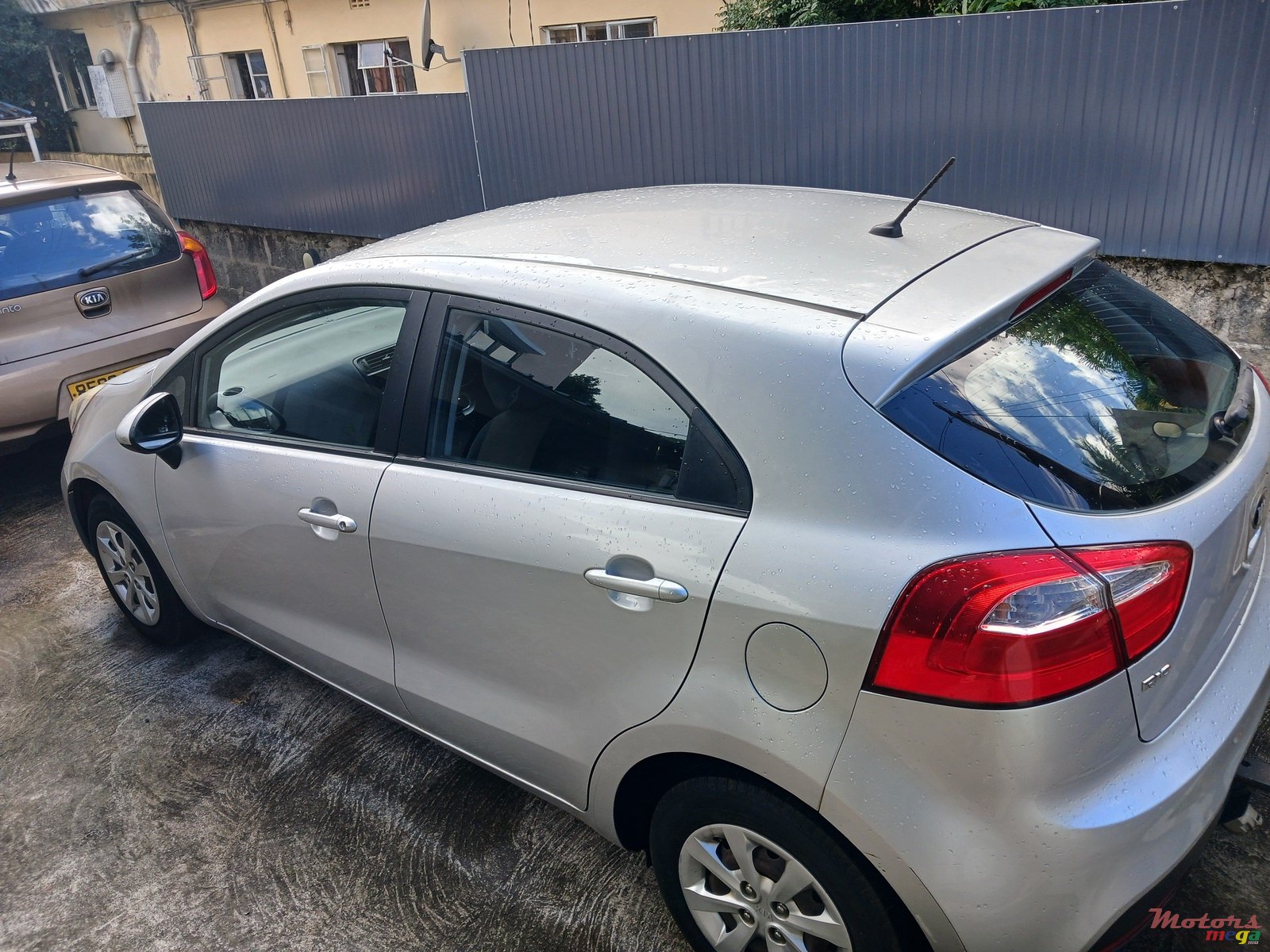 2014' Kia Rio photo #3