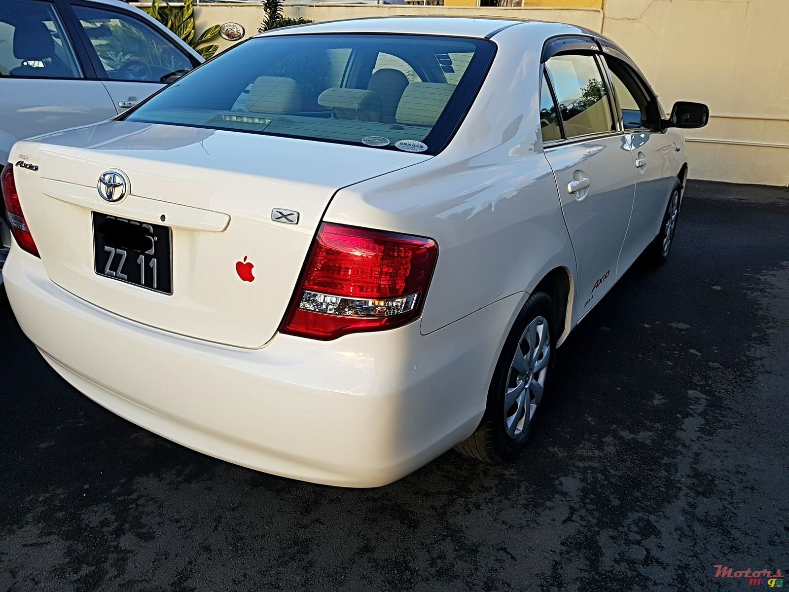 2011' Toyota automatic axio photo #4