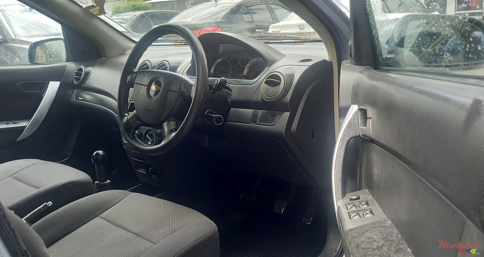 2011' Chevrolet Aveo photo #5