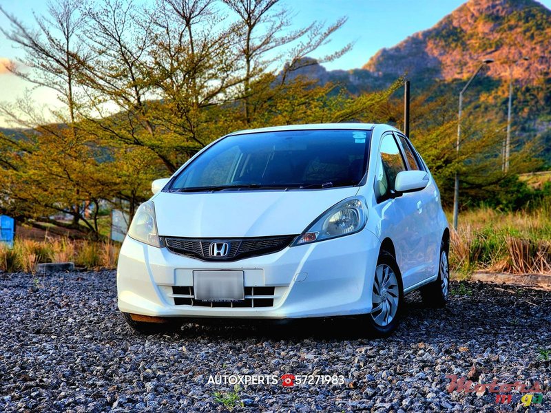 2012' Honda Fit photo #2