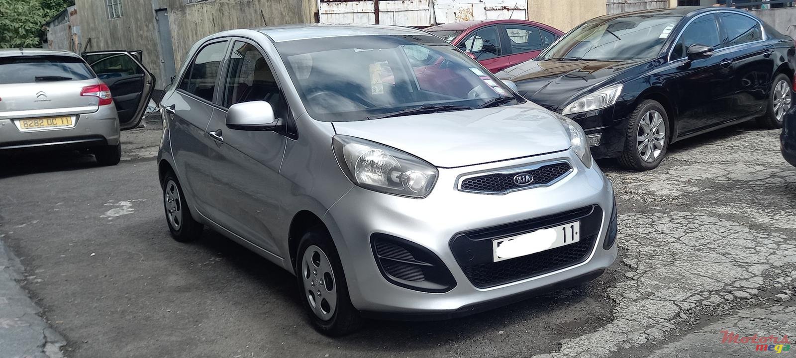 2011' Kia Picanto photo #1