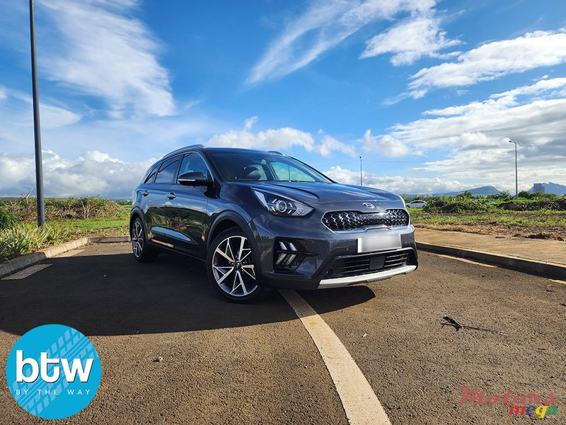 2019' Kia Niro photo #1