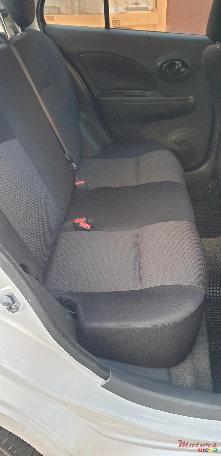 2012' Nissan March photo #7