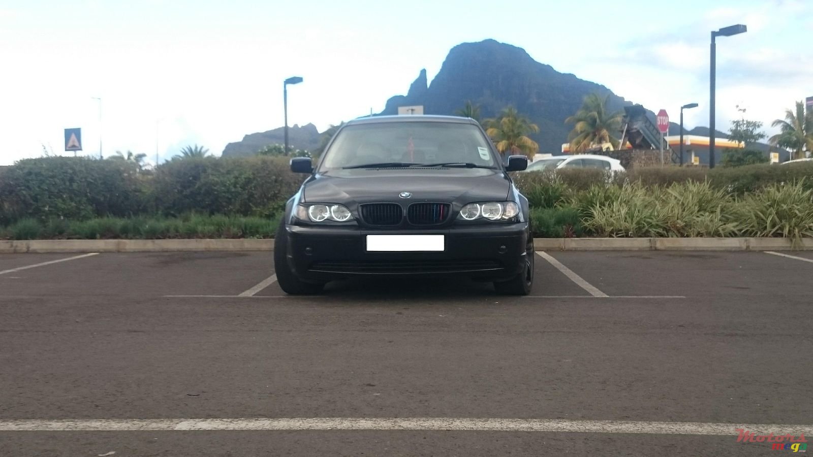 2004' BMW 3 Series 318i E46 photo #3