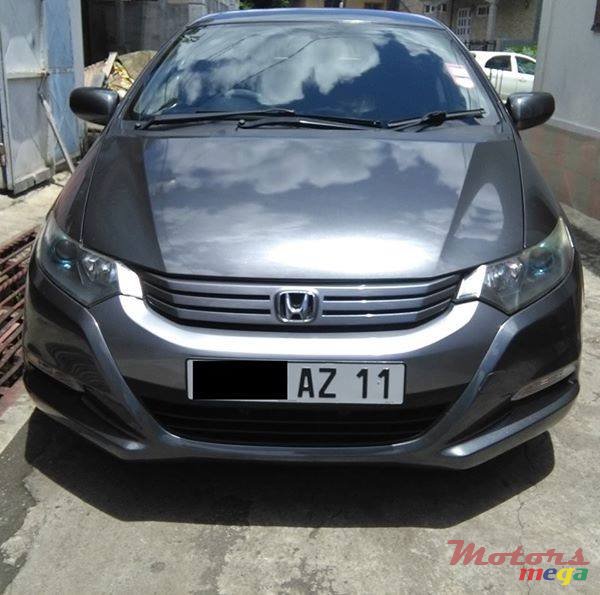 2011' Honda Insight photo #1