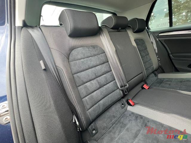 2015' Volkswagen Golf VII photo #7