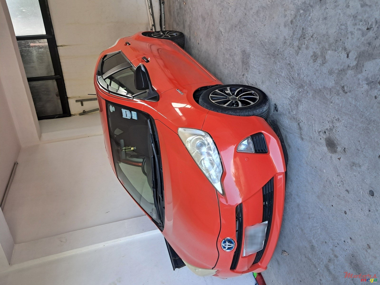 2013' Toyota Aqua None photo #3