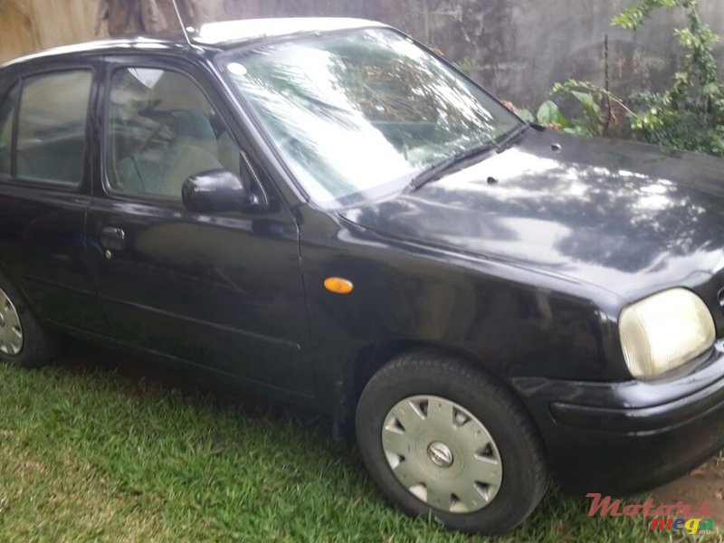 1999' Nissan Micra photo #2