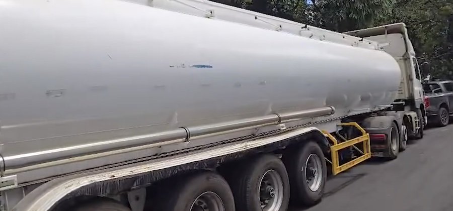 Crise de l'eau : Le témoignage d'un chauffeur de camion-citerne de la CWA
