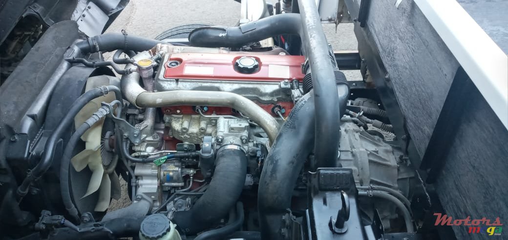 2009' Toyota photo #4