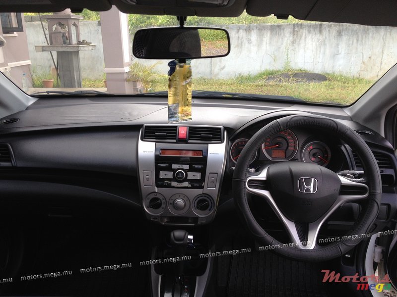 2012' Honda City photo #5