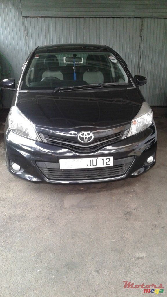 2012' Toyota Yaris photo #1