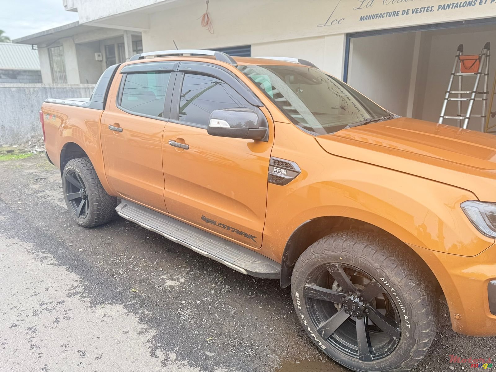 2022' Ford Ranger Wildtrack photo #2