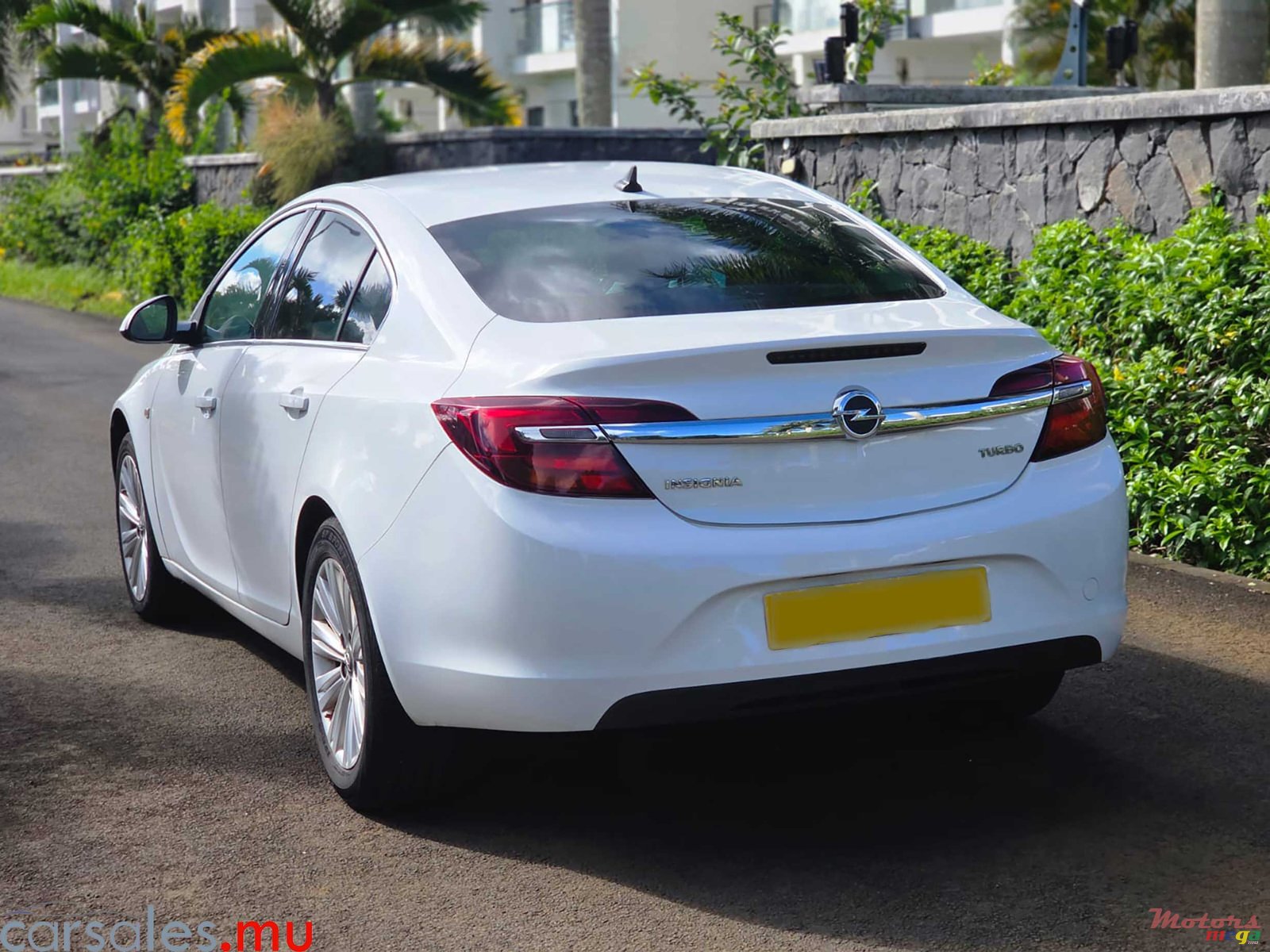 2016' Opel Insignia 1.6 Ecotec Cosmo photo #3