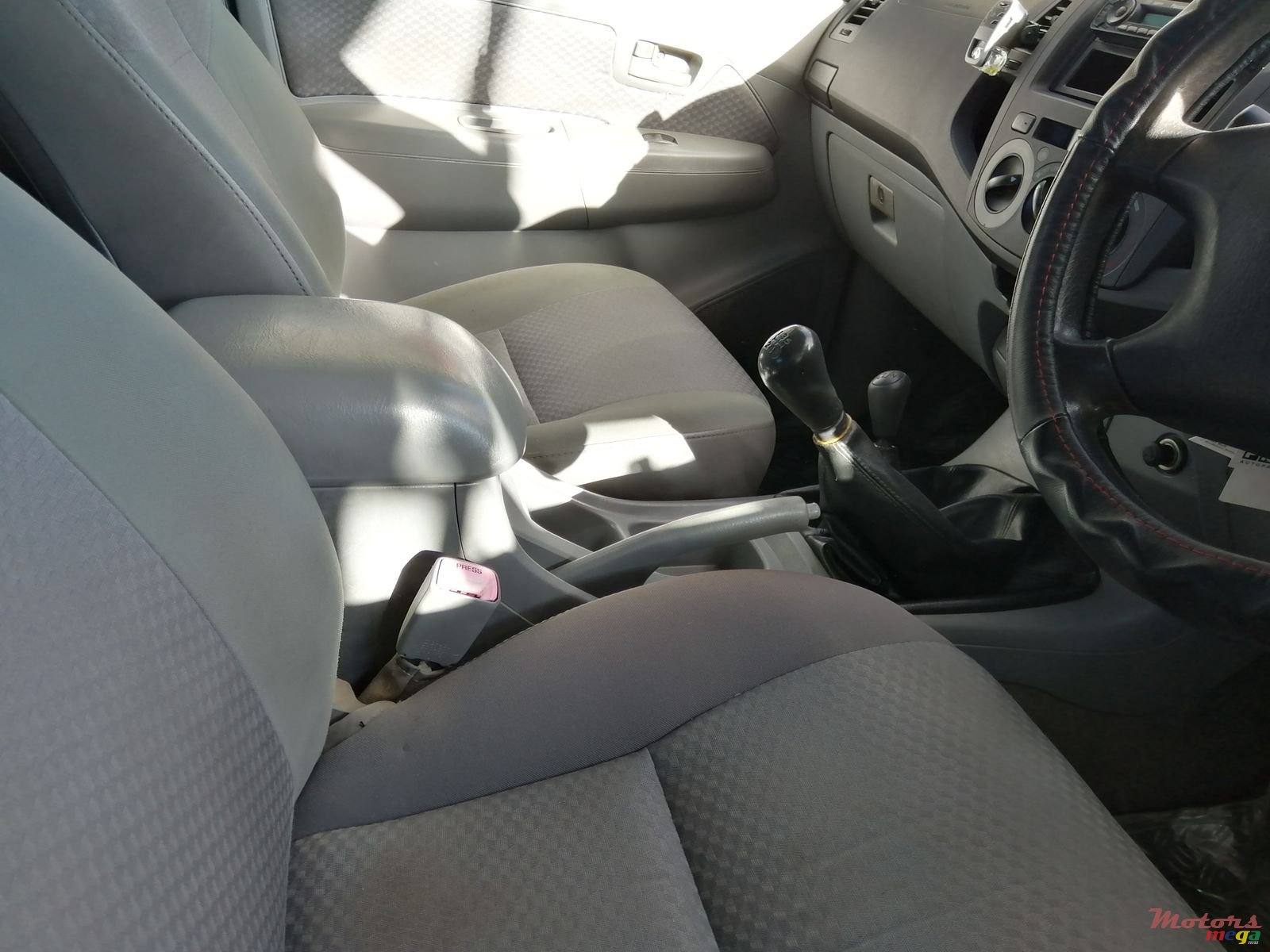 2006' Toyota photo #3