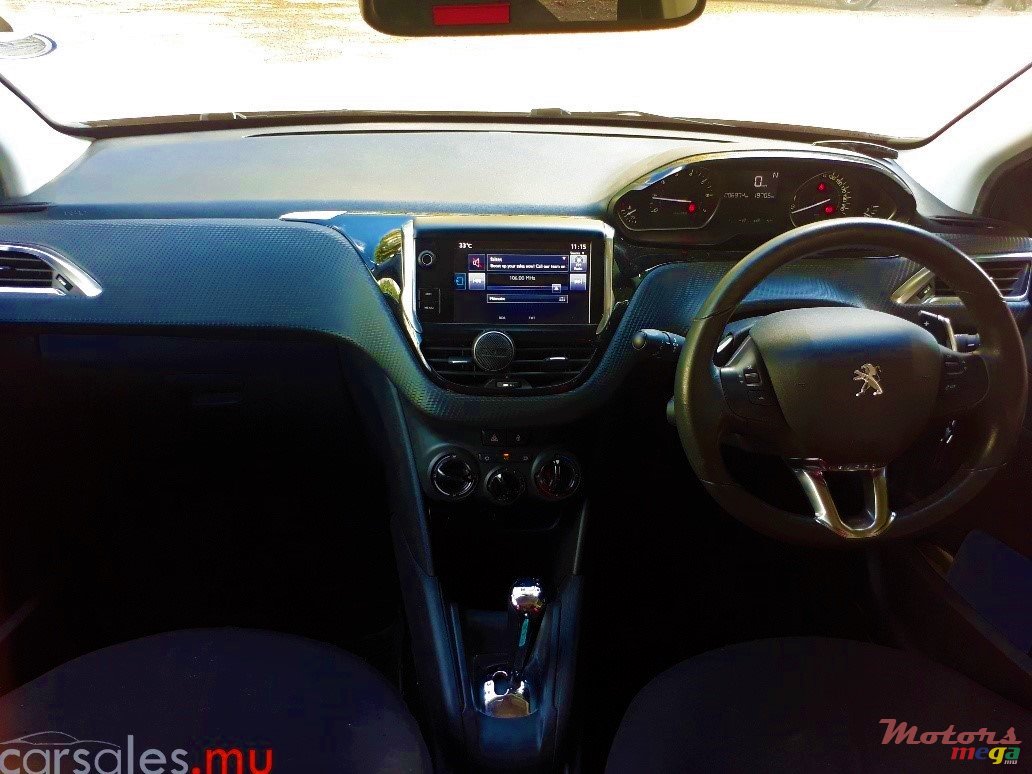 2016' Peugeot 208 Active 1.2 T photo #5