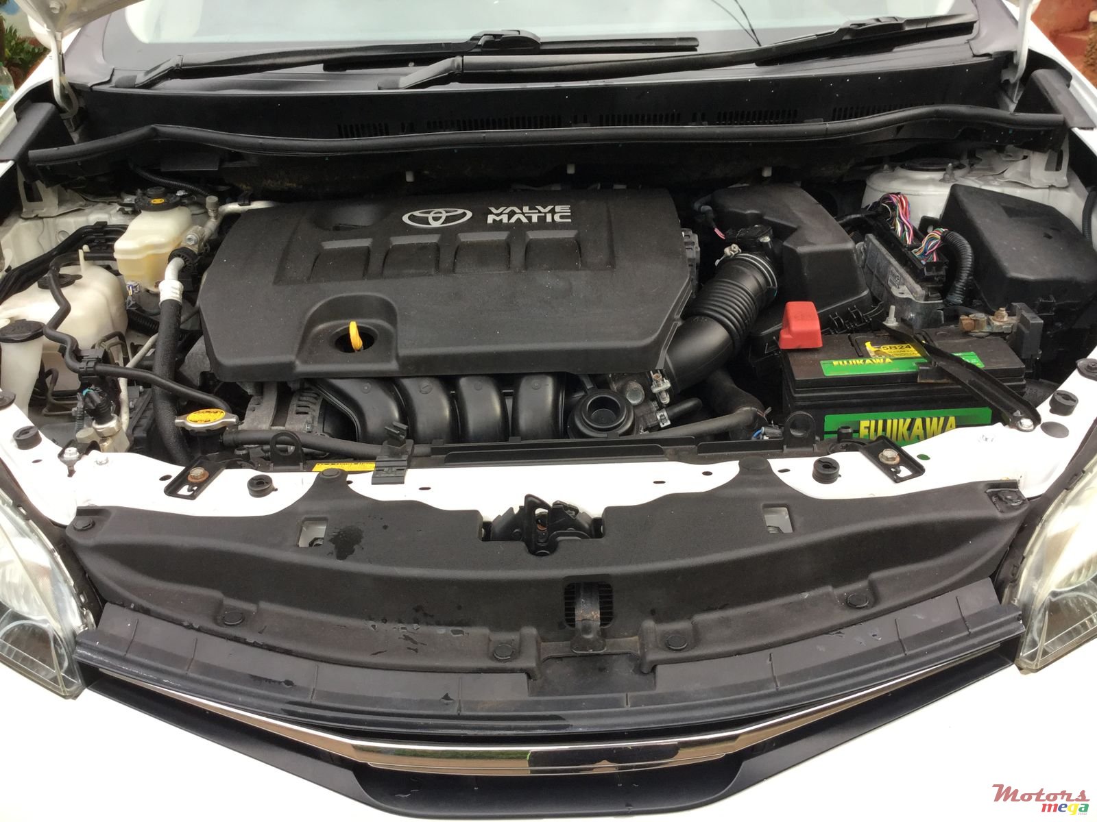 2012' Toyota Corolla Wish photo #7