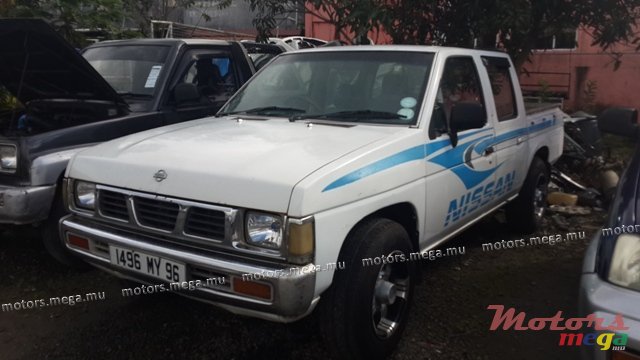 1996' Nissan 2x4 photo #1