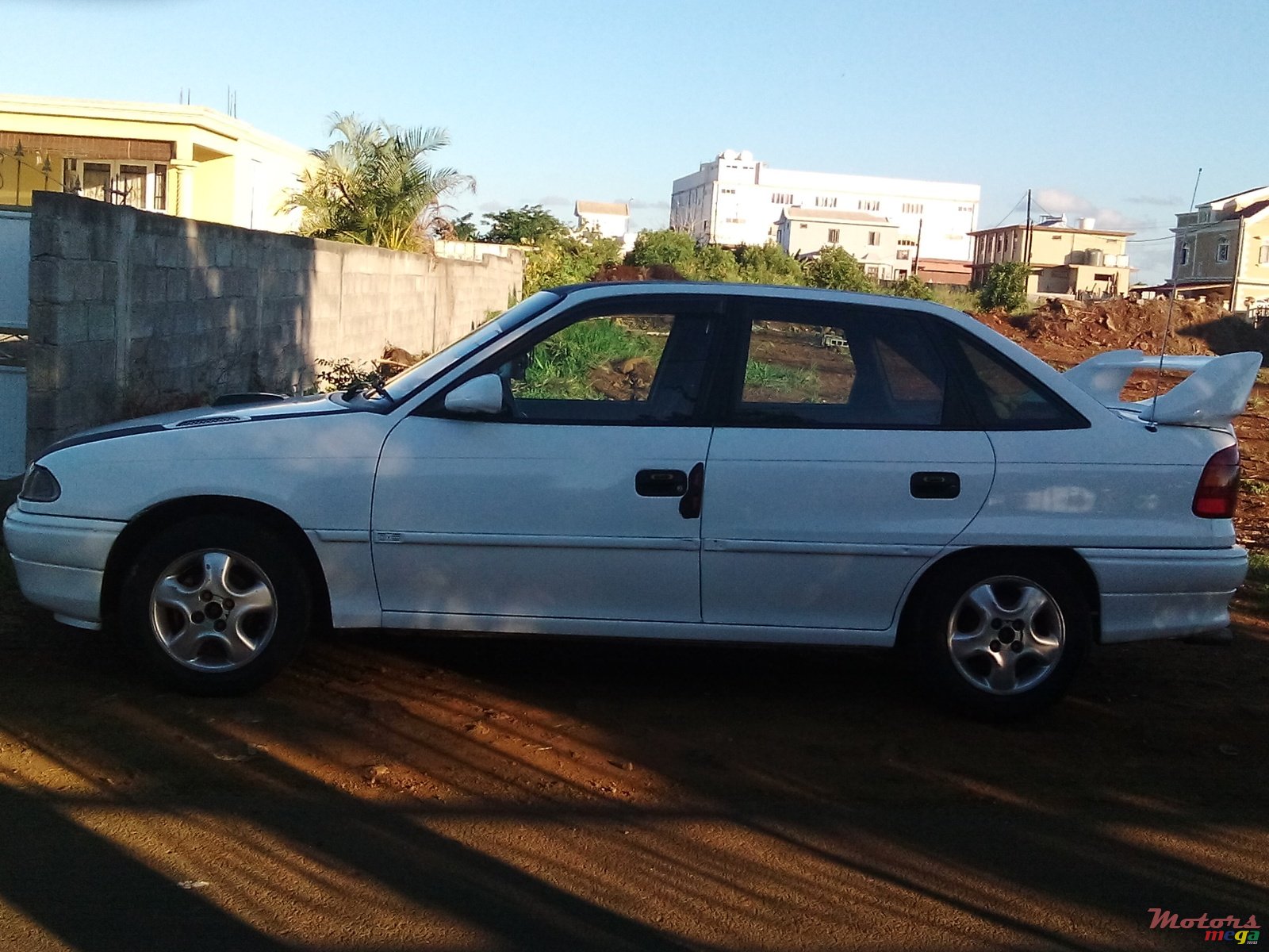 1998' Opel Astra photo #1