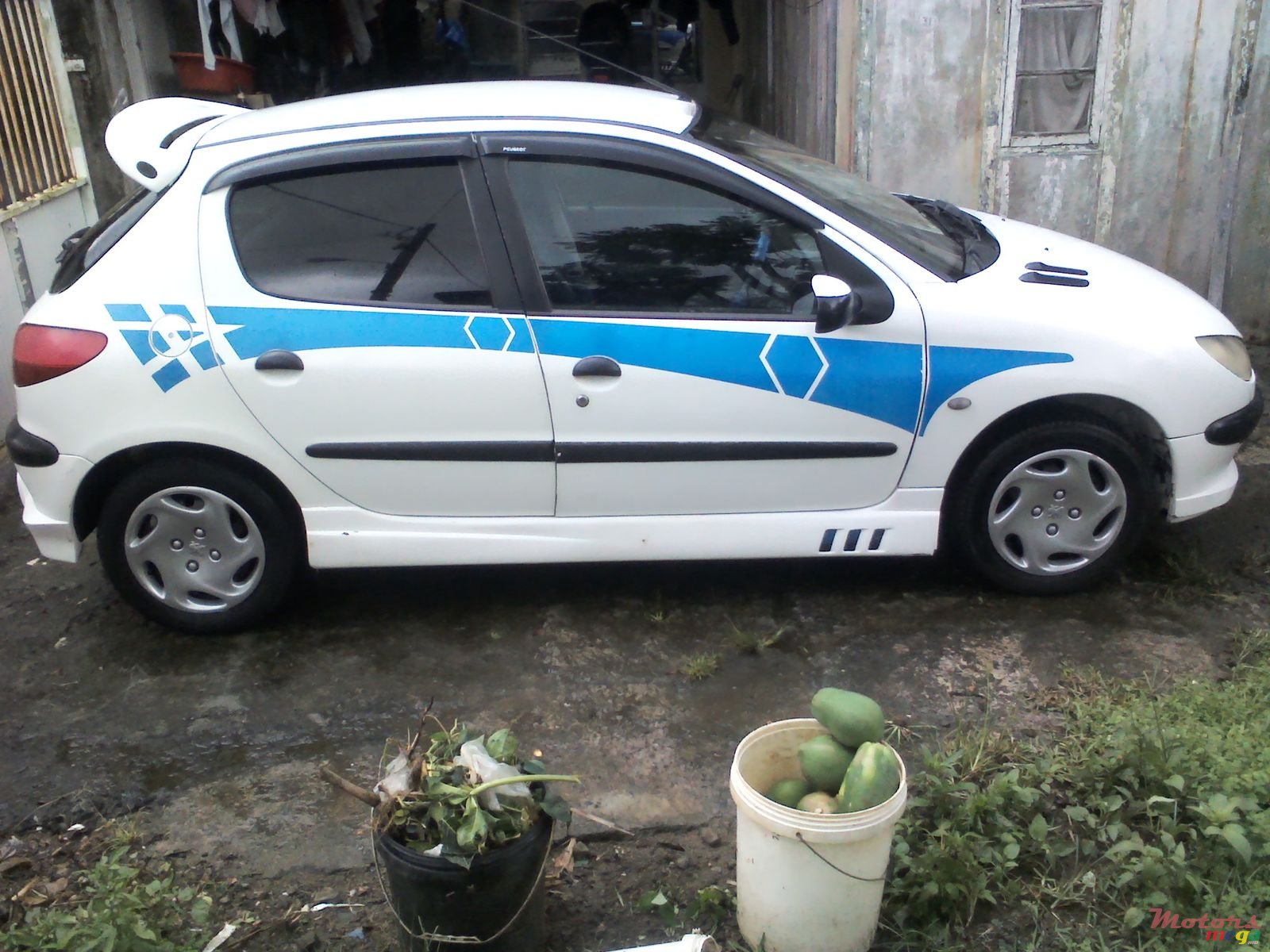 2001' Peugeot 206 photo #4