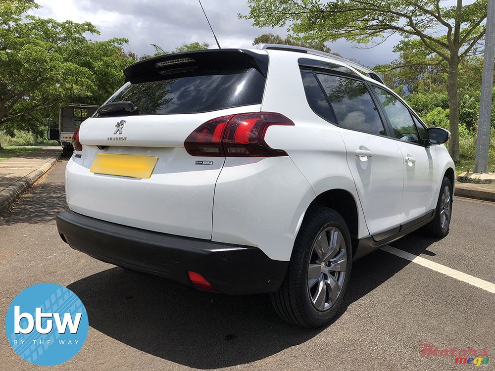 2017' Peugeot 2008 photo #4