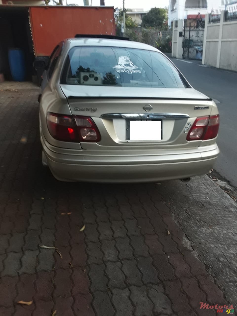 2003' Nissan Sunny photo #2