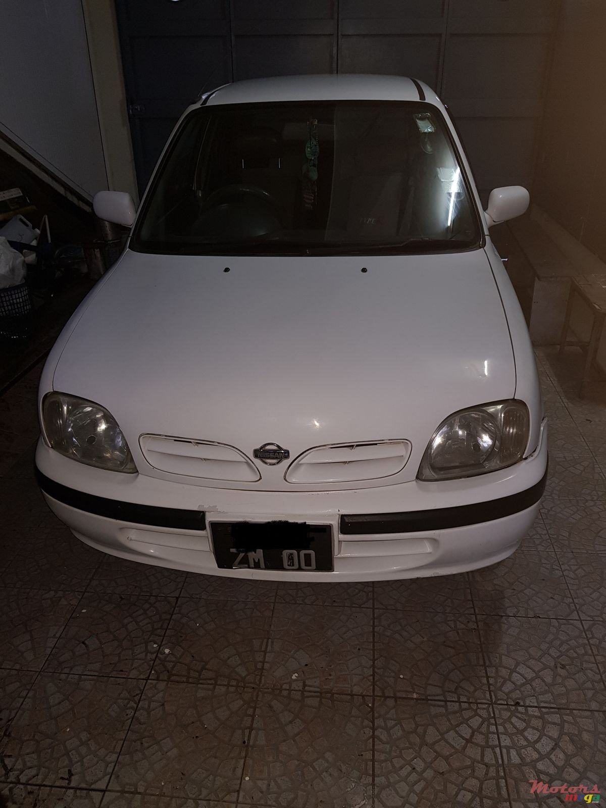 2000' Nissan March photo #1