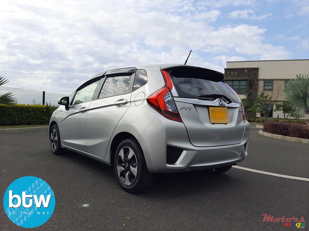 2016' Honda Fit photo #3
