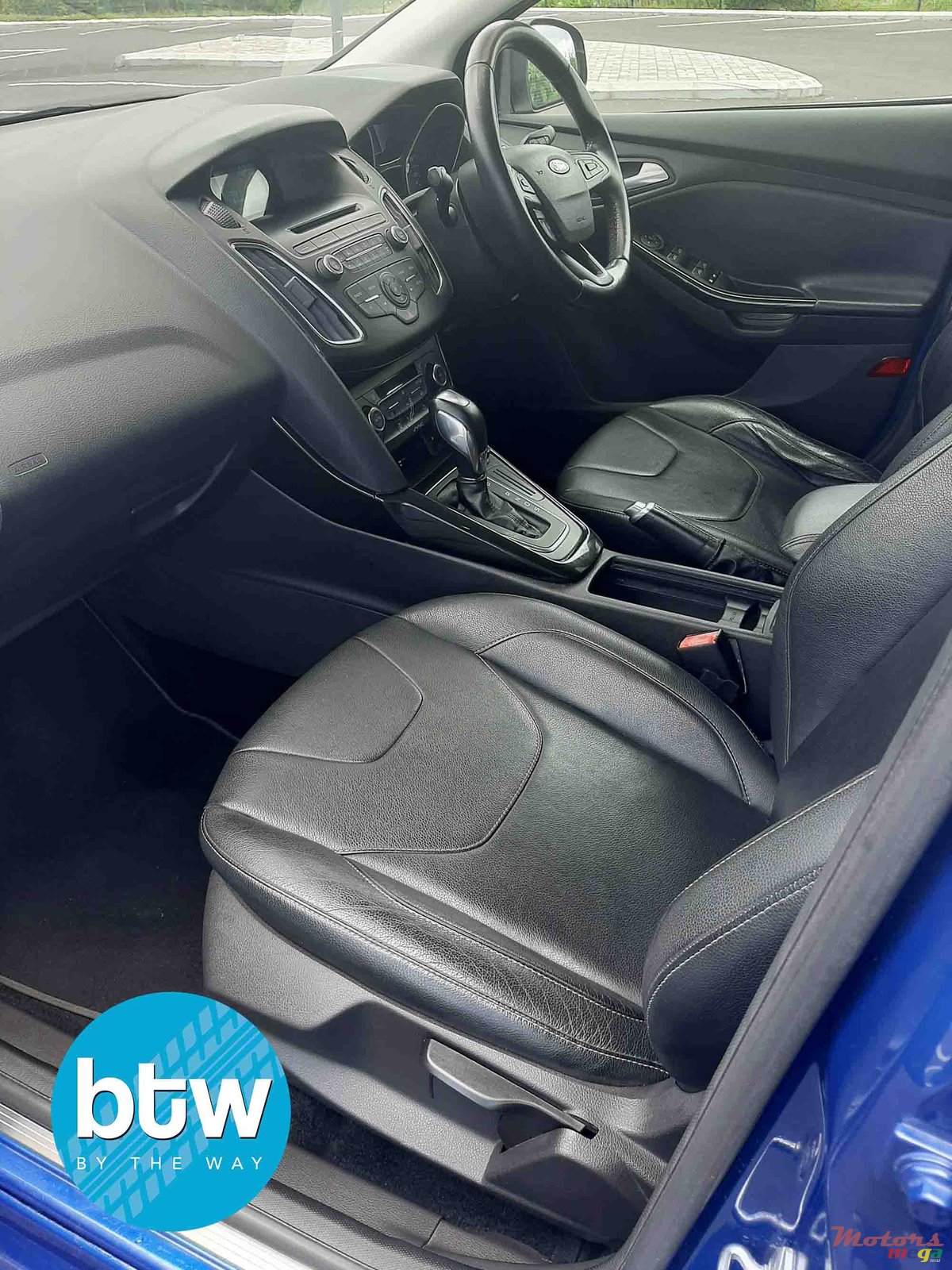 2015' Ford Focus photo #5