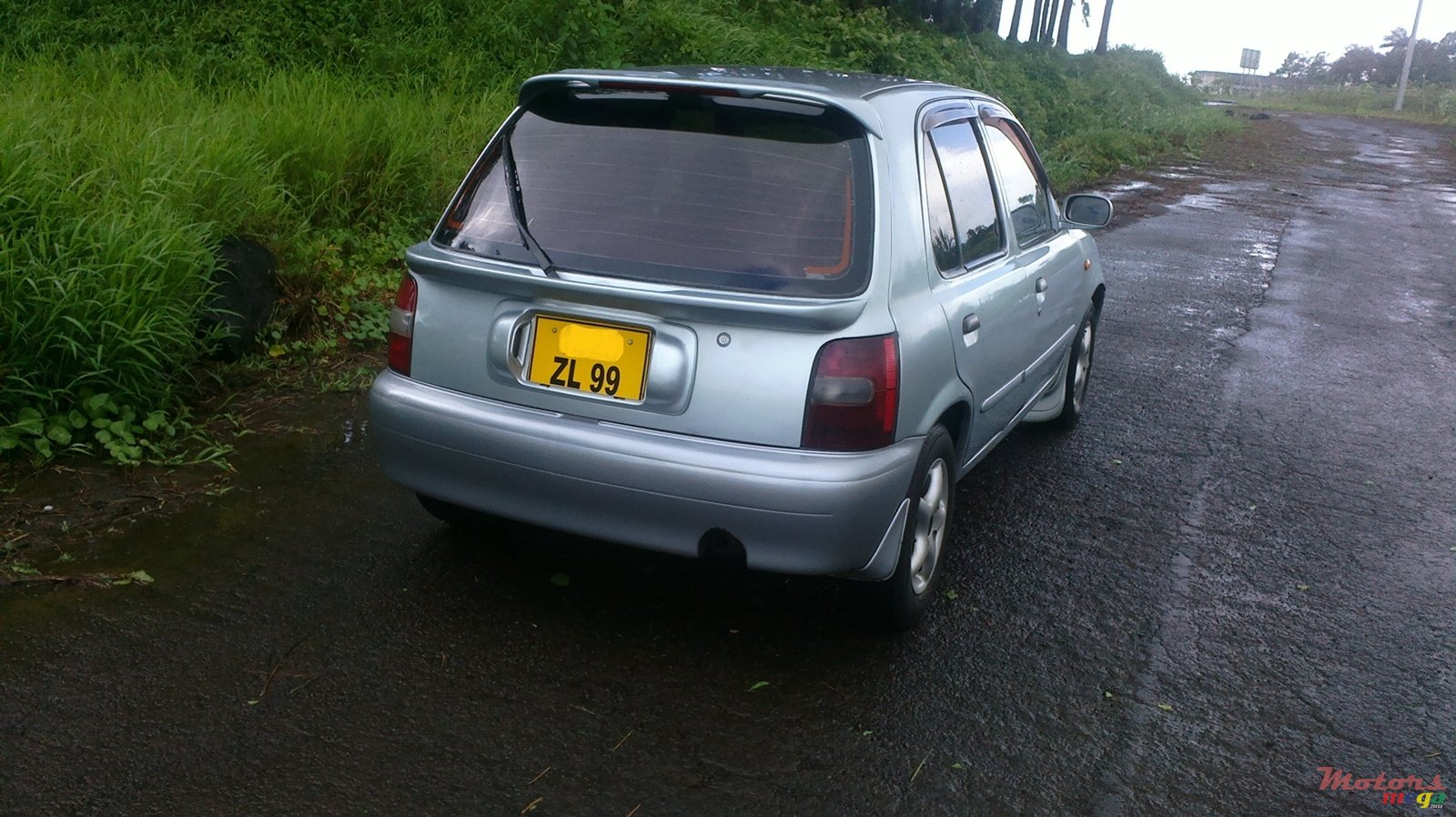 1999' Nissan March photo #2