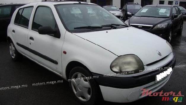 2002' Renault photo #1