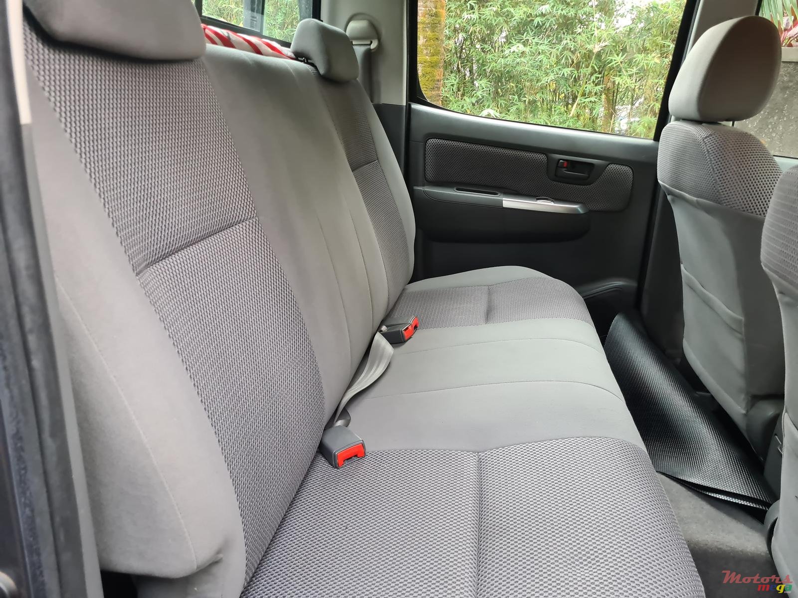 2014' Toyota Hilux 3.0 4x4 photo #7