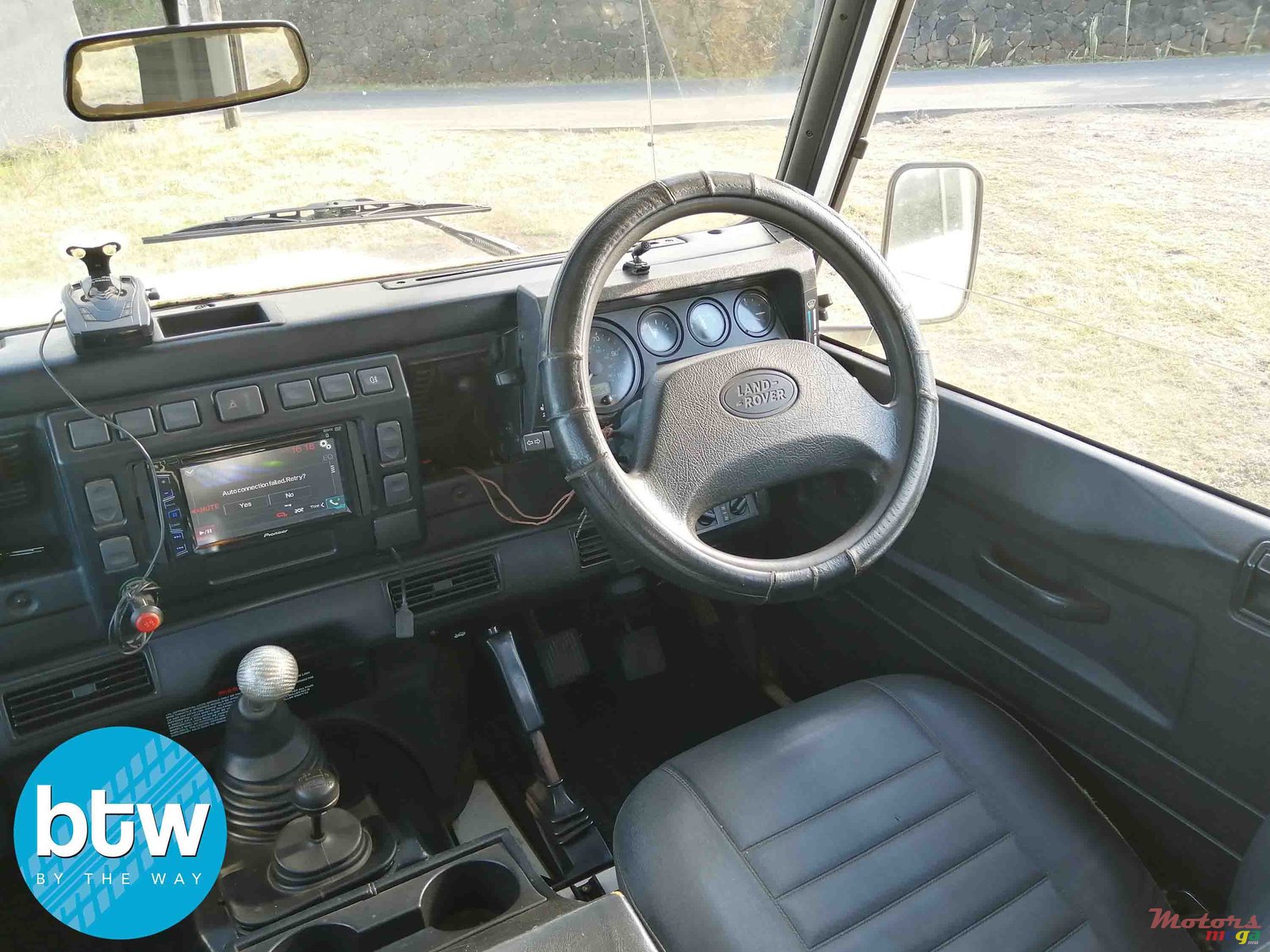 2008' Land Rover Defender 130 photo #6