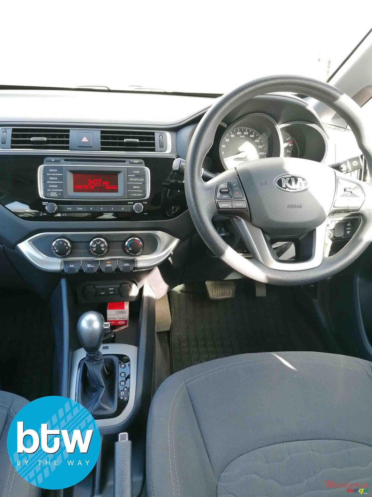 2017' Kia Rio Sedan photo #6