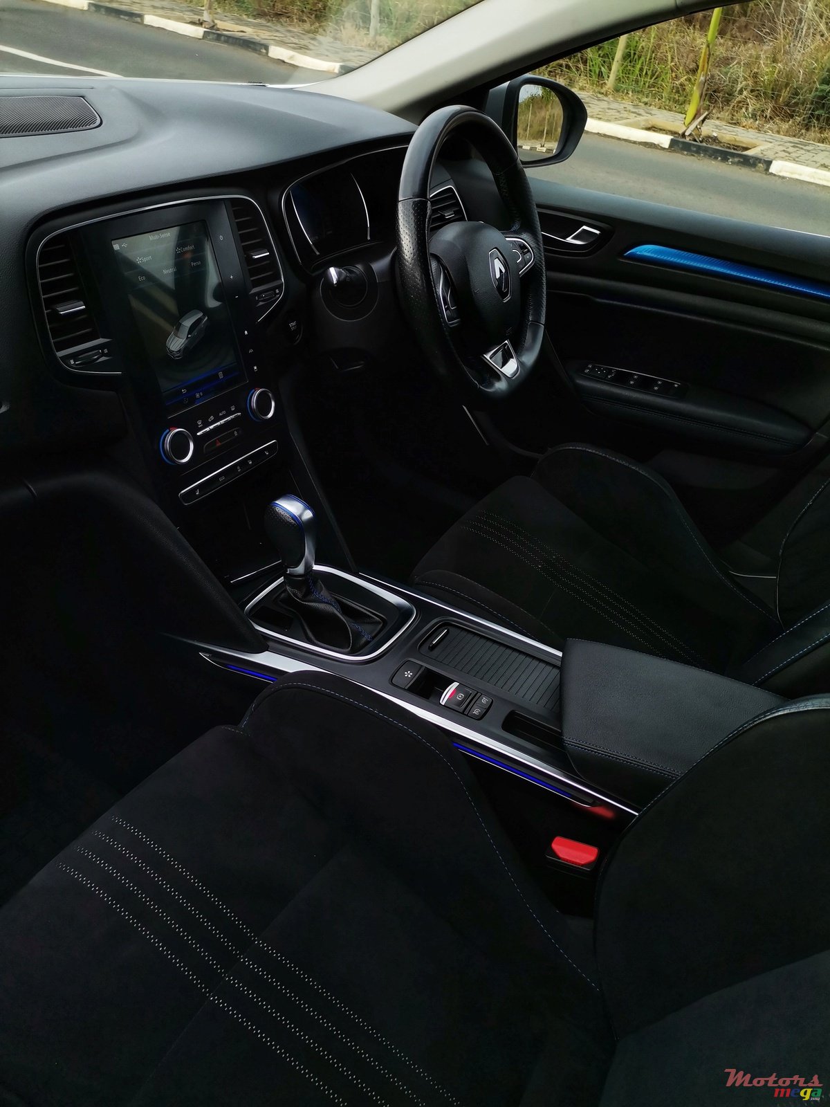 2017' Renault Megane GTLINE 1.2 TURBO+INTERCOOLER photo #2