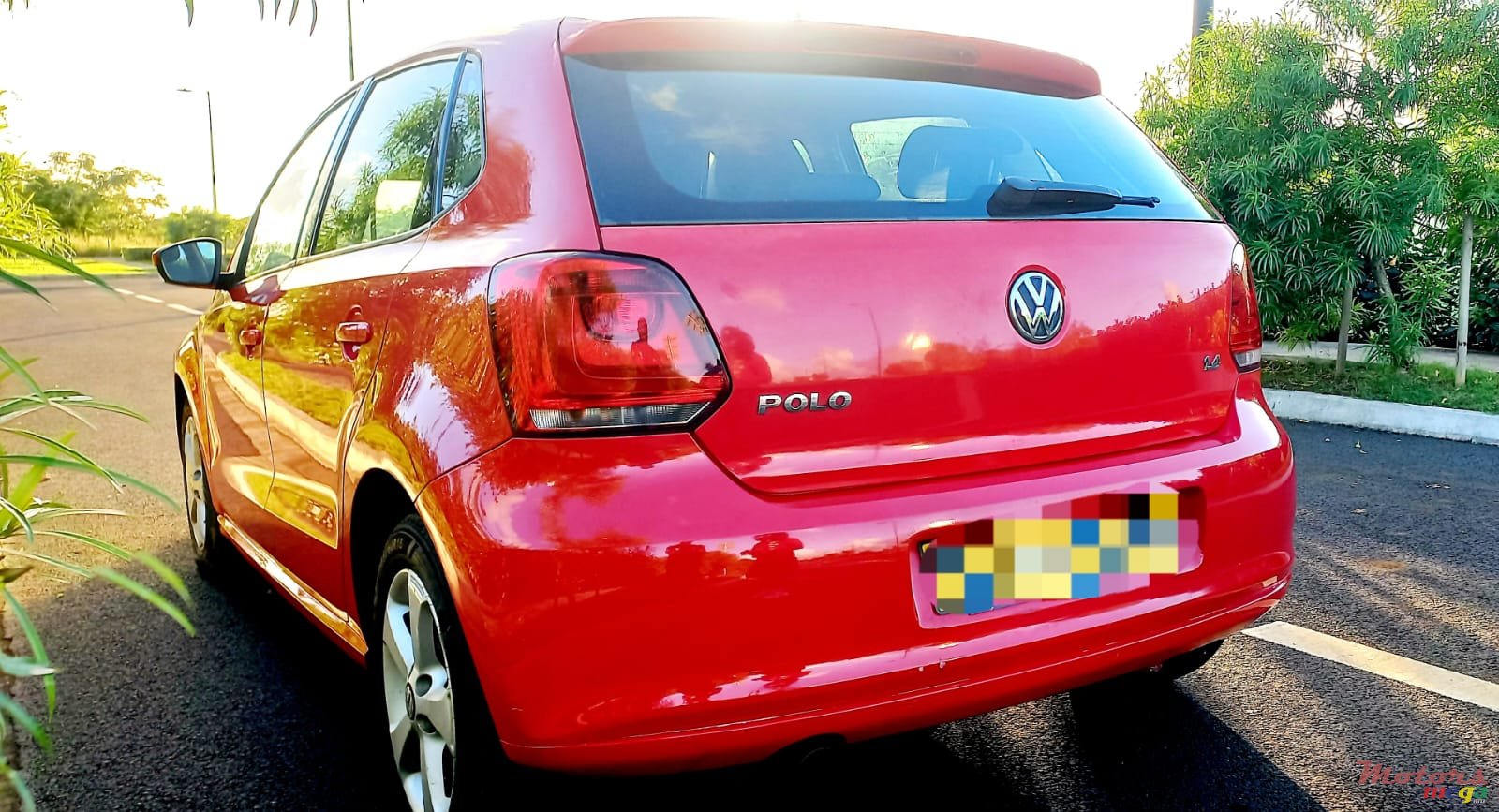 2013' Volkswagen Polo photo #5