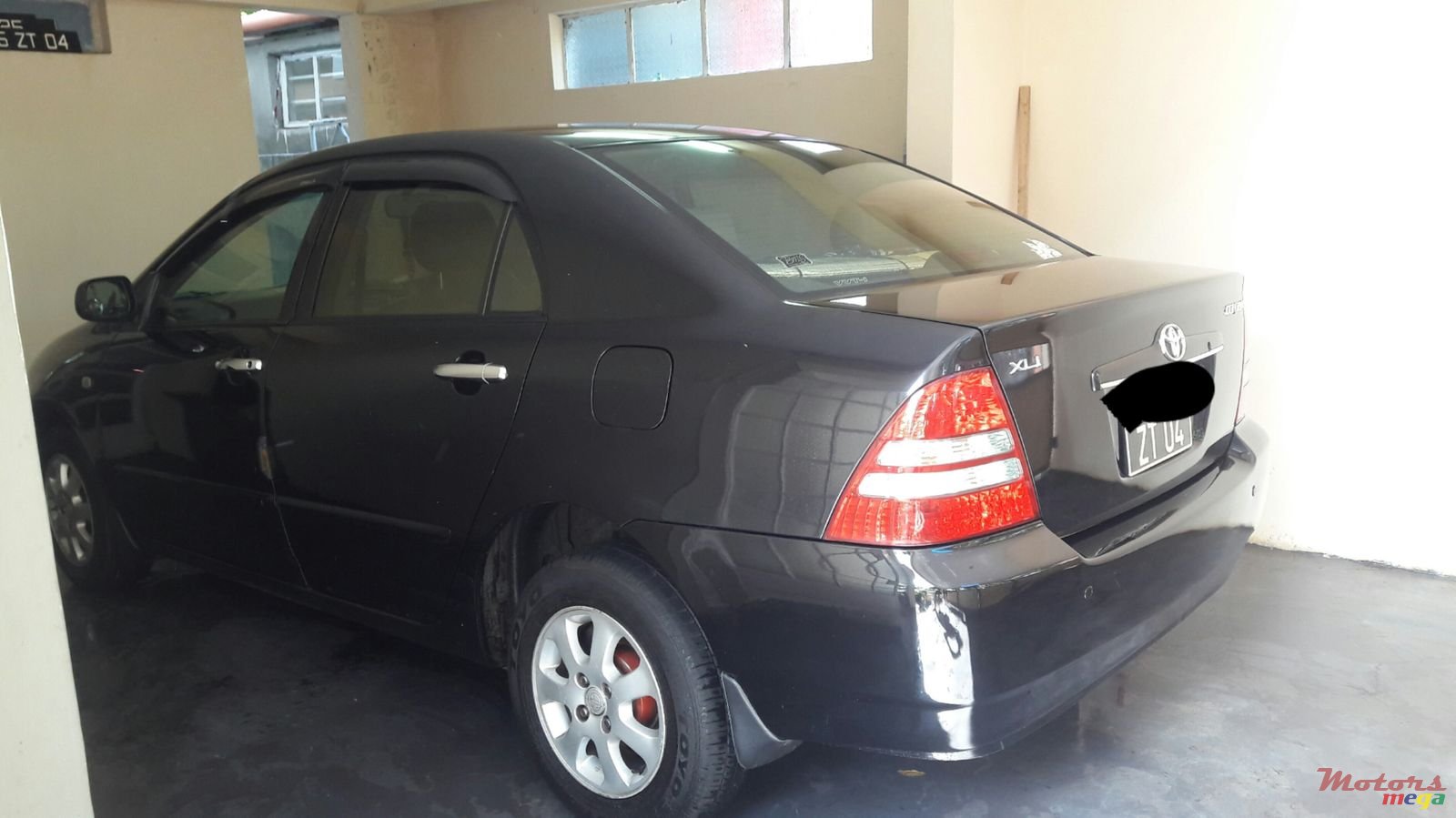 2004' Toyota Corolla photo #3