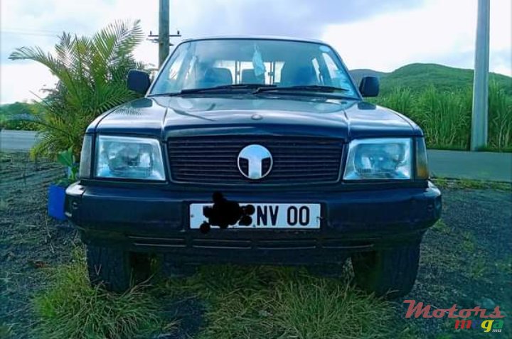 2000' Tata Telcoline photo #1