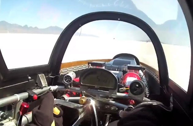 This is what a 685 km/h flying mile looks like in HD