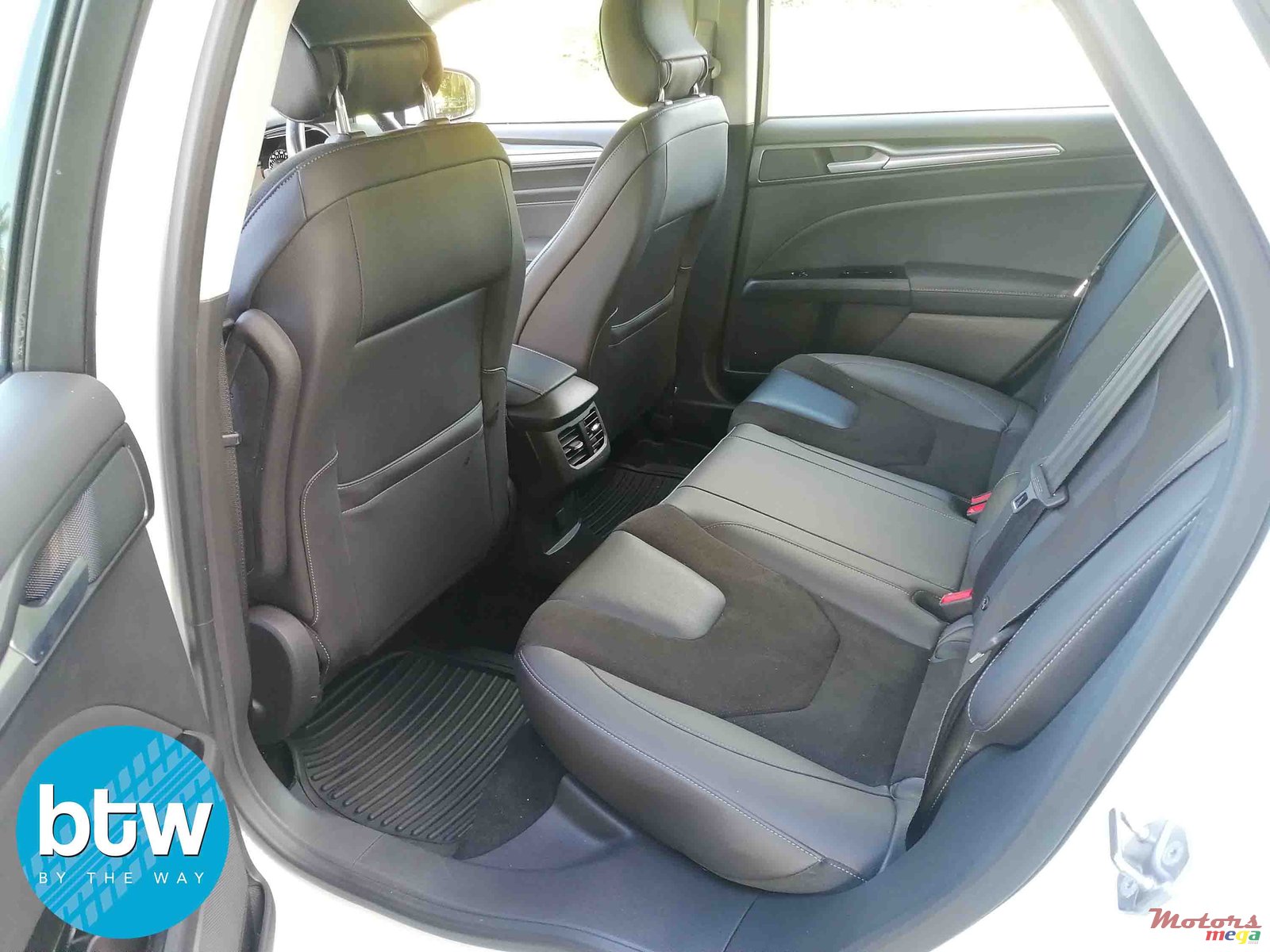 2015' Ford Fusion photo #5