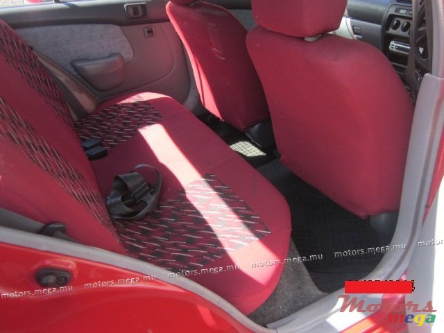 1998' Toyota Starlet photo #6