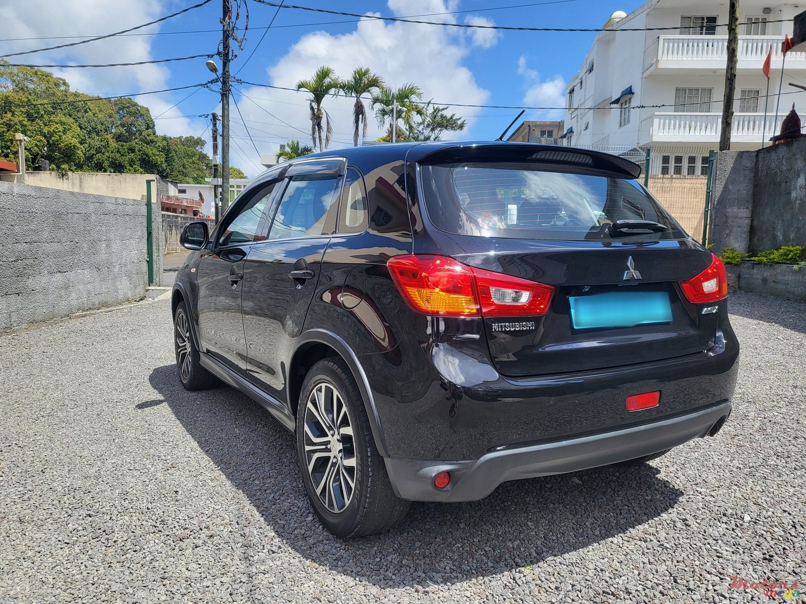 2016' Mitsubishi ASX photo #4