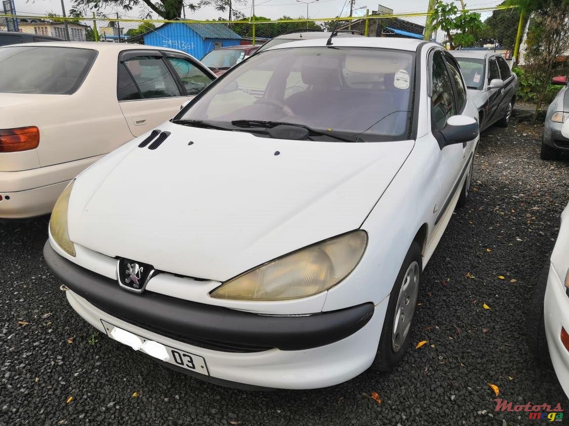 2003' Peugeot 206 photo #3