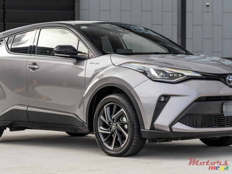 2022' Toyota C-HR photo #1